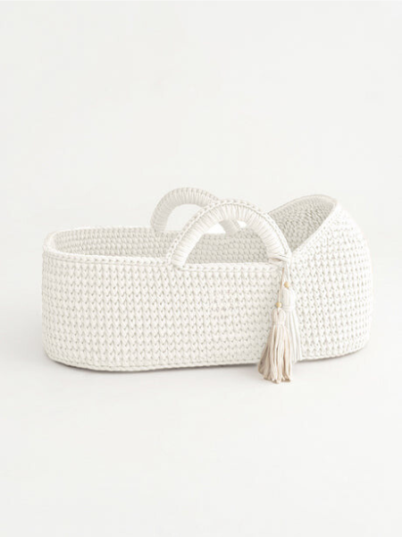 Sakina: Eco-Friendly Handwoven Baby Moses basket with round hood Bassinet - Organic, Natural, and Safe for Newborns