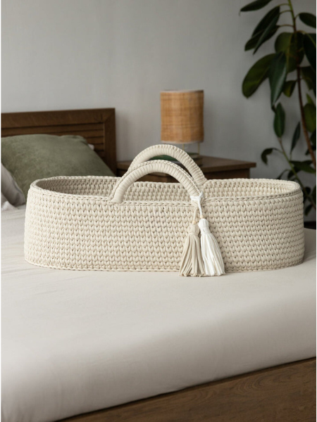 Avyanna: Eco-Friendly Handwoven Baby Moses basket standard Bassinet - Organic, Natural, and Safe for Newborns