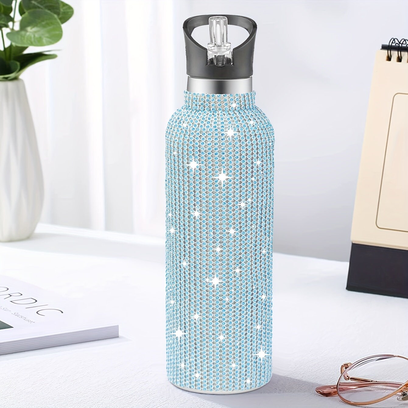 Hot mom Elegant Stylish 500ml Stainless Steel Vacuum Flask with Sparkling Studs, Insulated Water Bottle with Lid for Sports and Outdoor Activities.